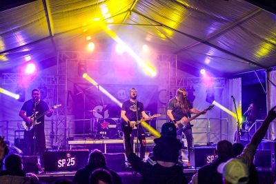 SP25 live - zpěvák